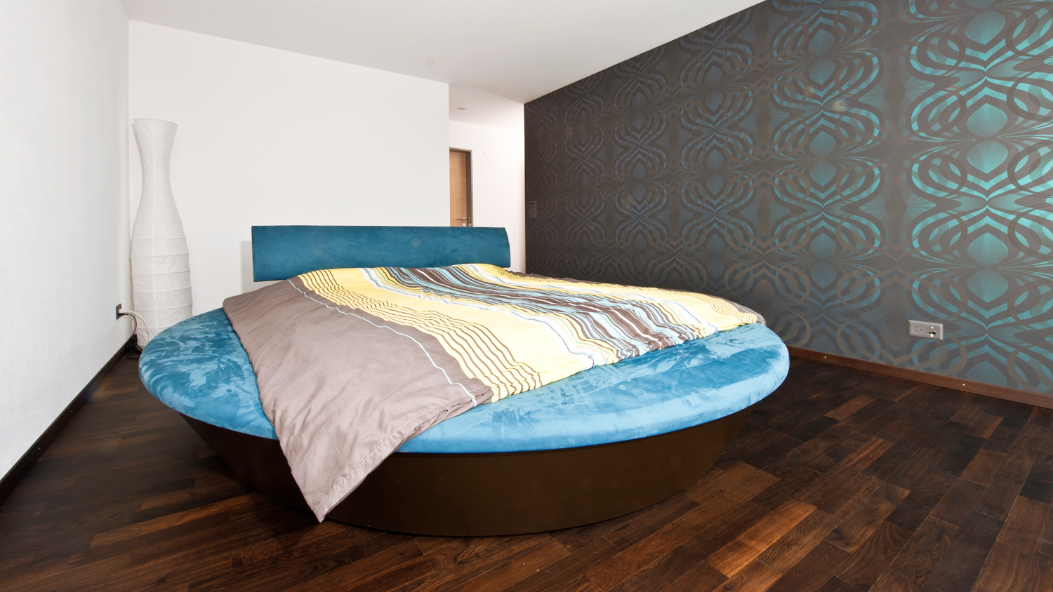 Er sucht sie fürs bett